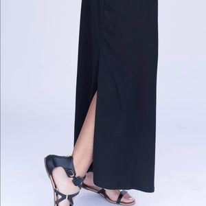 Black Agnes & Dora Side Slit Maxi NWT XXL